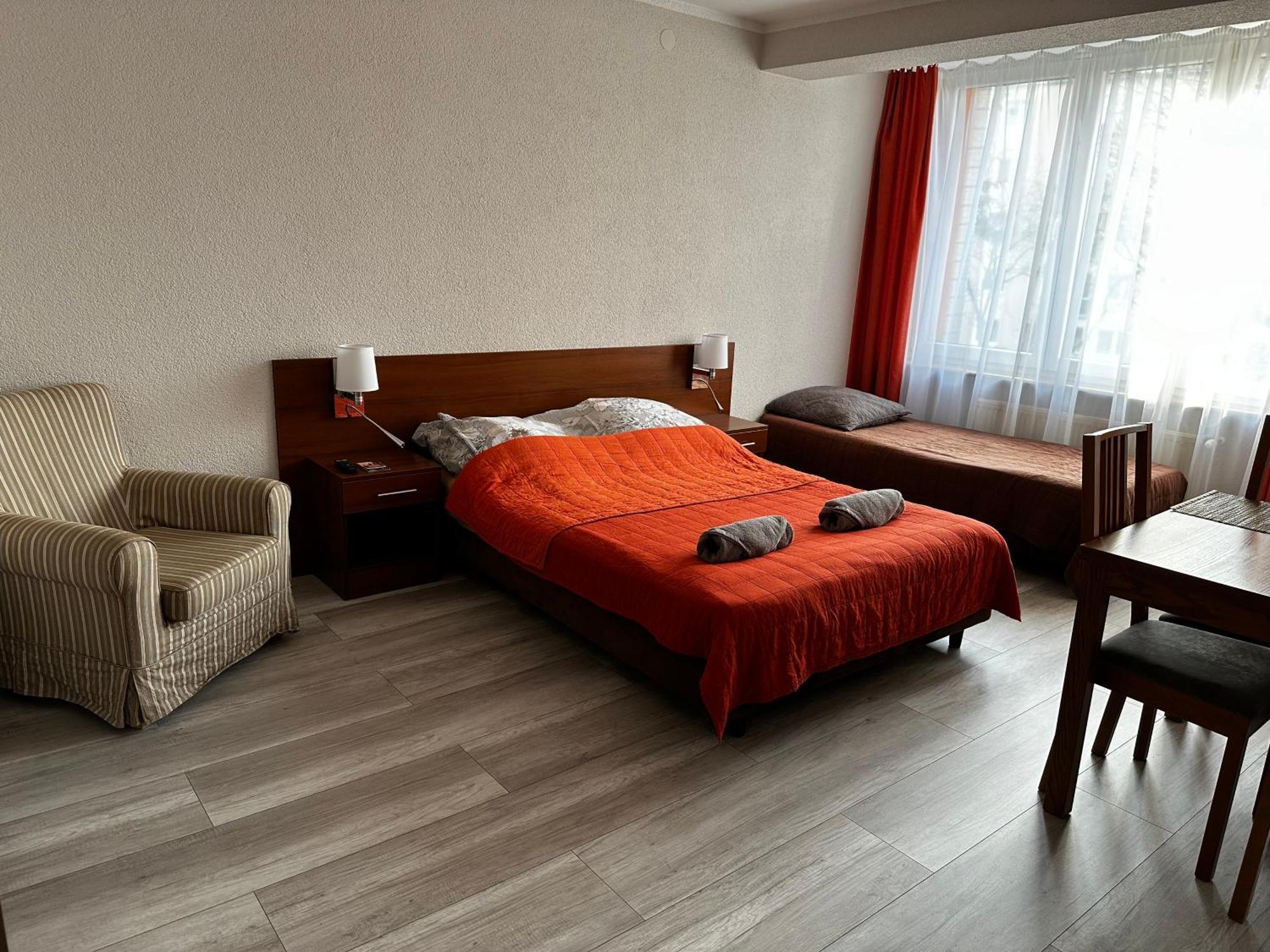 Kompleks Apartament-Serwis クラクフ エクステリア 写真