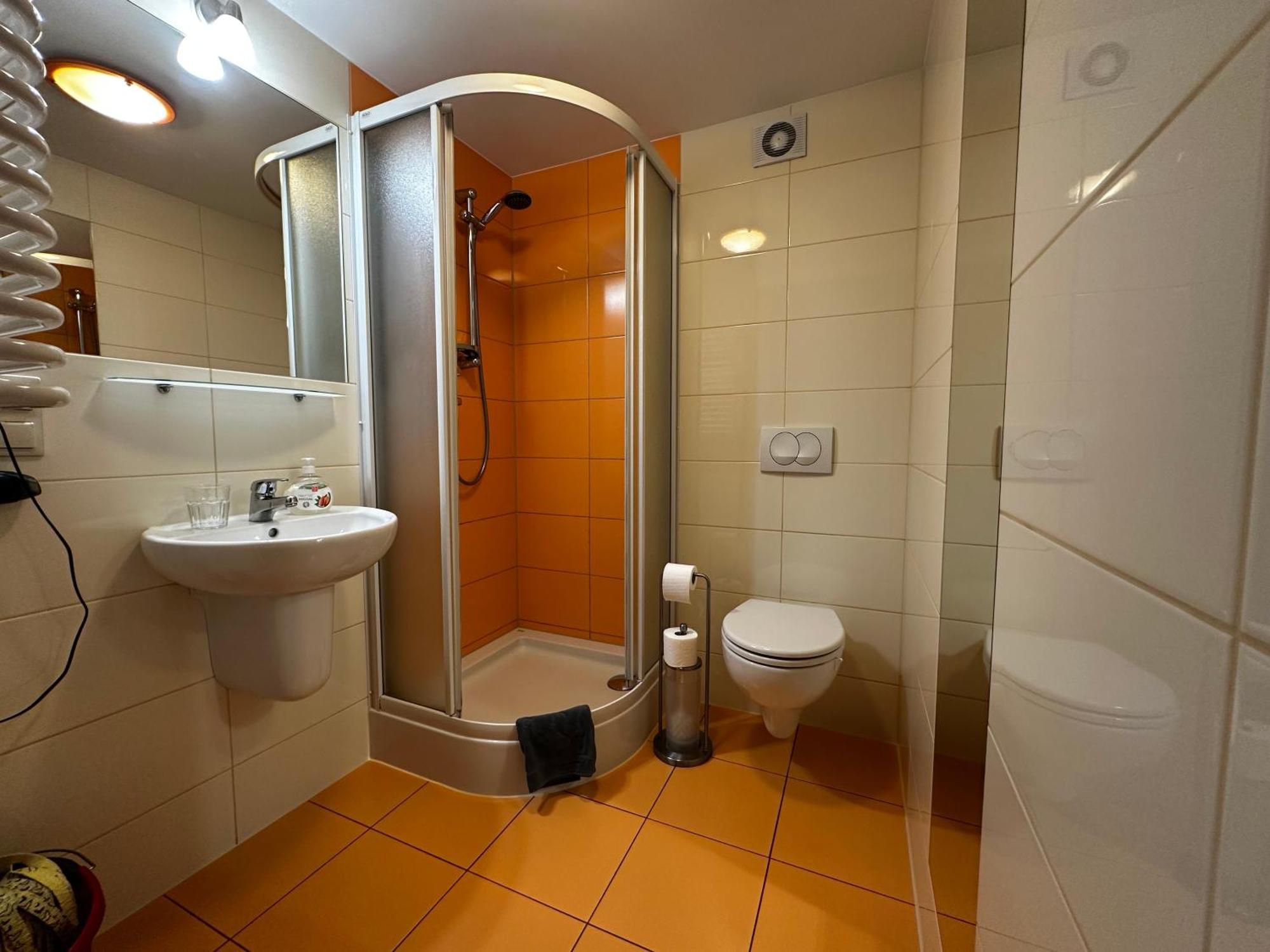 Kompleks Apartament-Serwis クラクフ エクステリア 写真