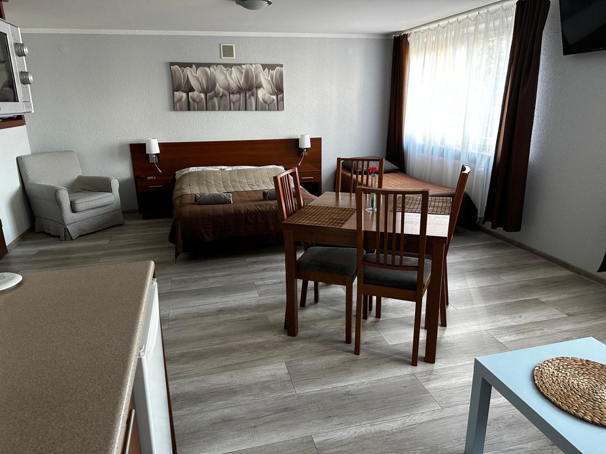 Kompleks Apartament-Serwis クラクフ エクステリア 写真